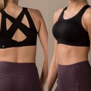 (1). Lululemon Enlite Bra